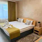 Otel Port *